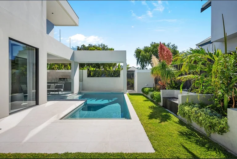 Pool and covered alfresco with outdoor kitchen, Hawkstone project